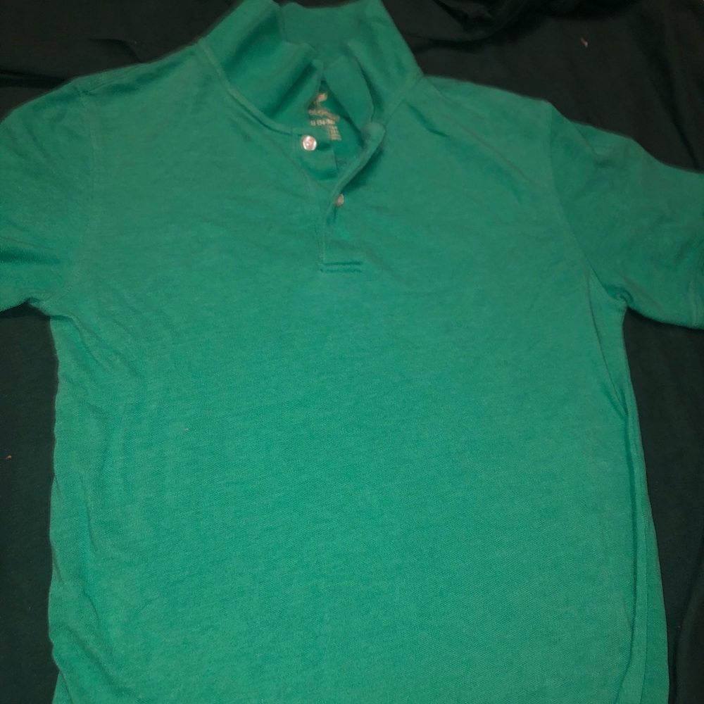 Pullover polo style